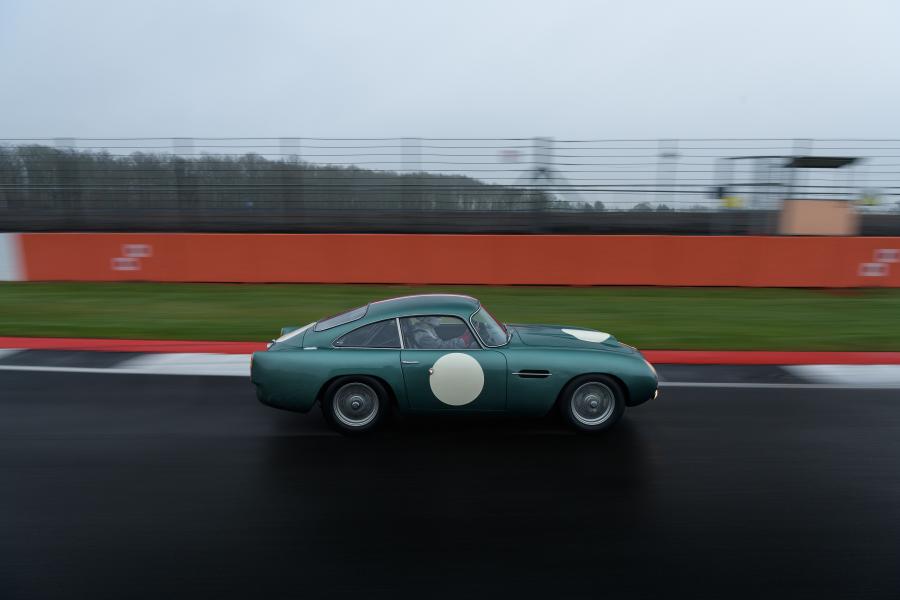  Aston Martin DB4 GT Continuation 2017 года  (WW) (фото 67 из 83)